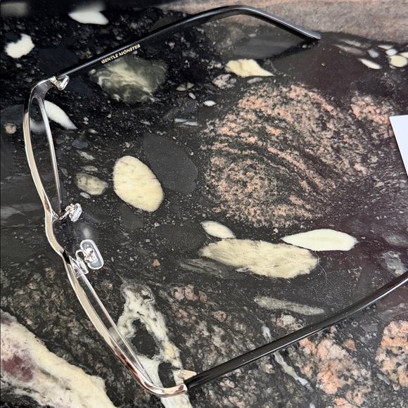 Gentle Monster Silver Moody 02 Glasses - Picture 5 of 6